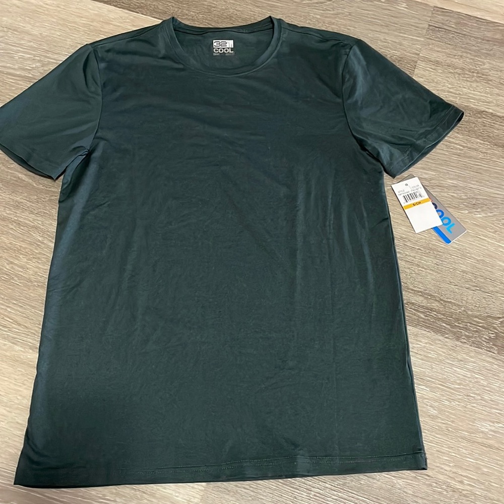 🆕 Mens 32 Degrees Ccol Shirtsleeve Tshirt in Ace Green Size Small